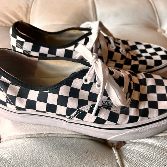 Vans Black and White Checkered Sneakers sz 7.5 great condition - Picture 3 of 5